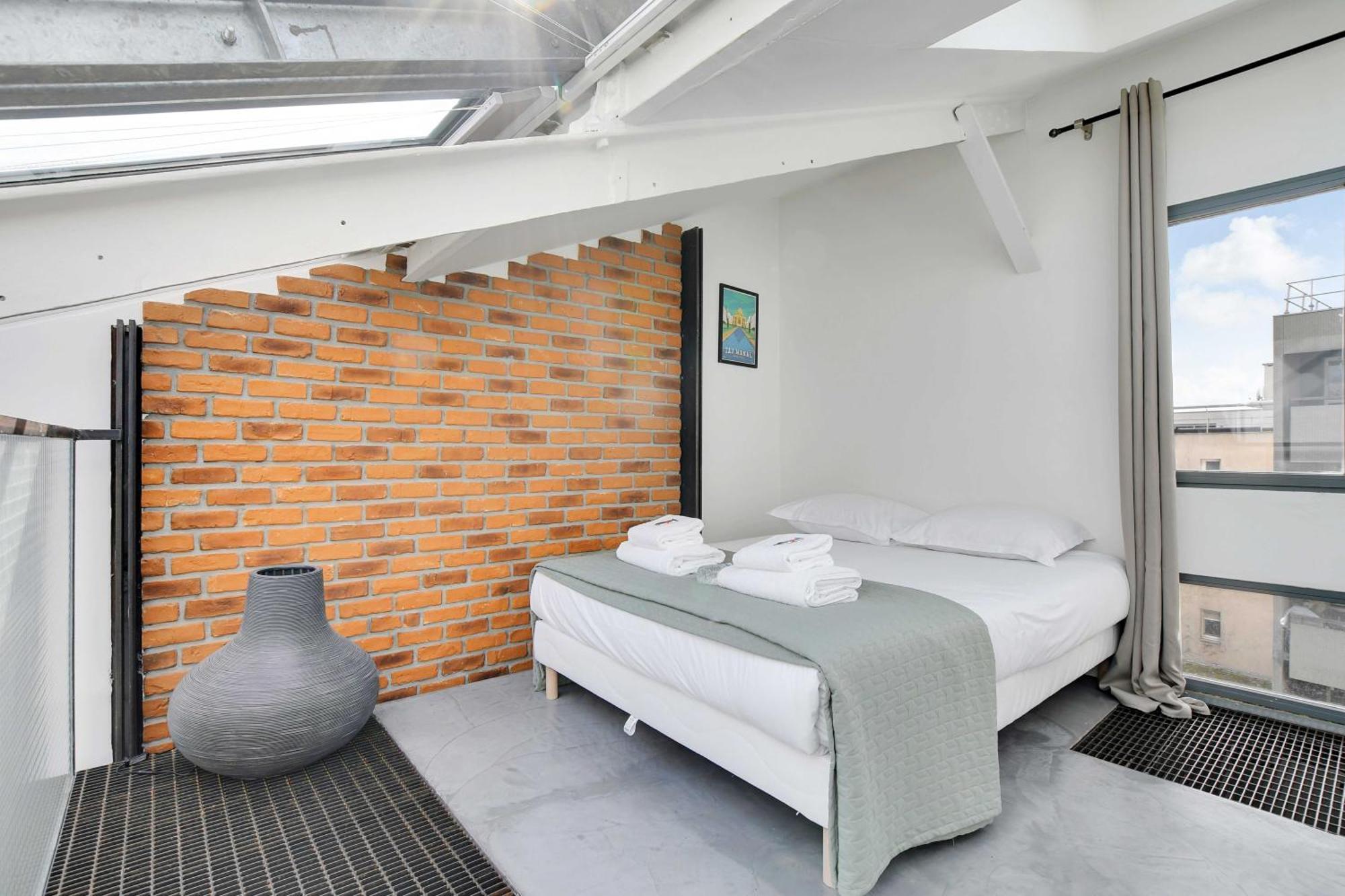 Somptuous Terrace-2br-6pcenter Of Paris