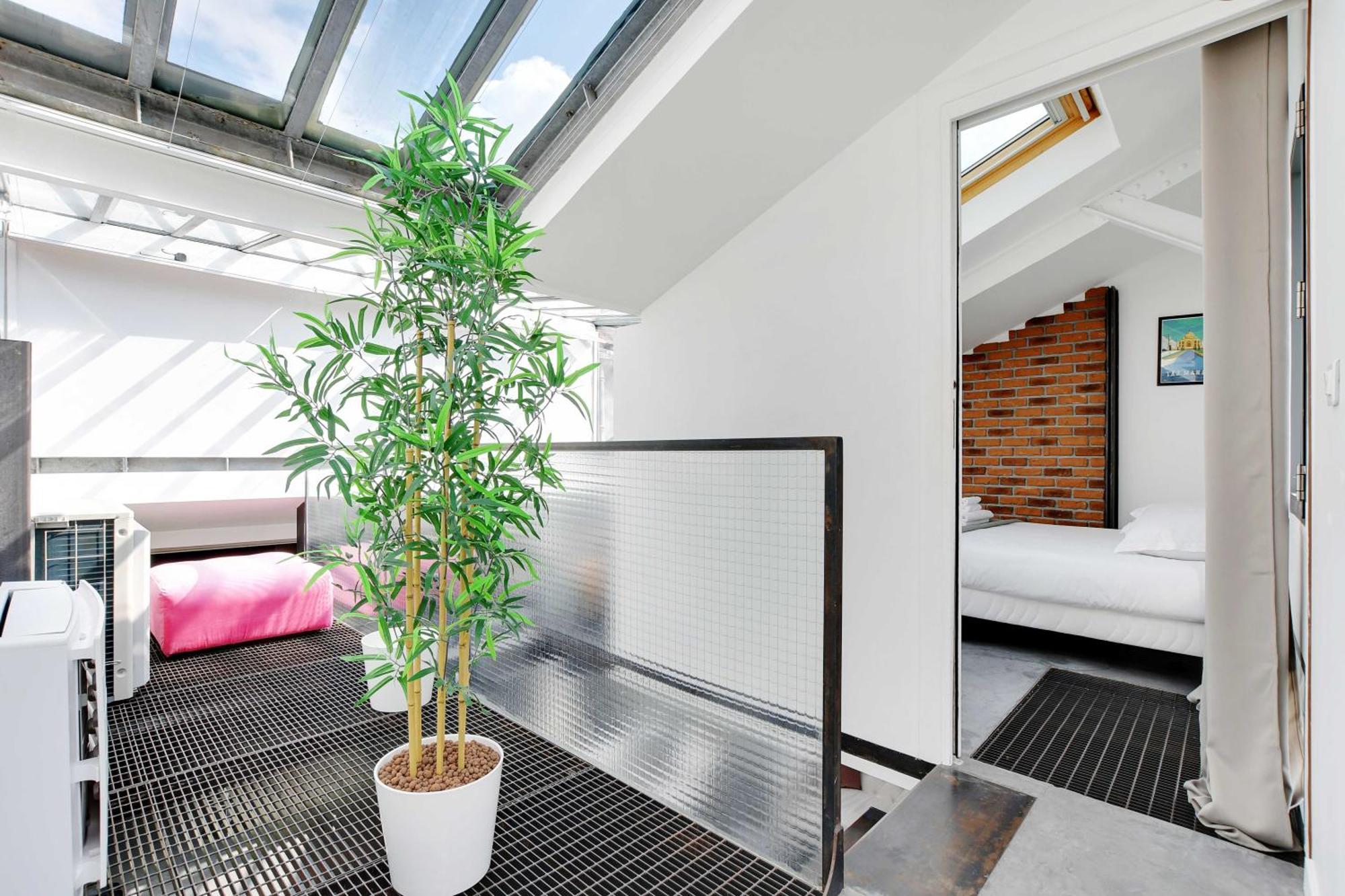Apartment Somptuous Terrace-2br-6pcenter Of Paris