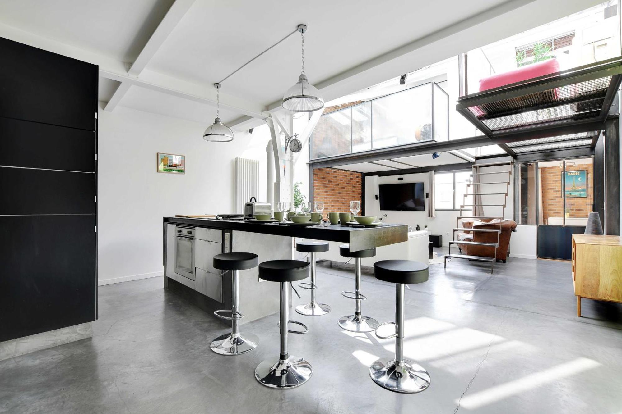 Somptuous Terrace-2br-6pcenter Of