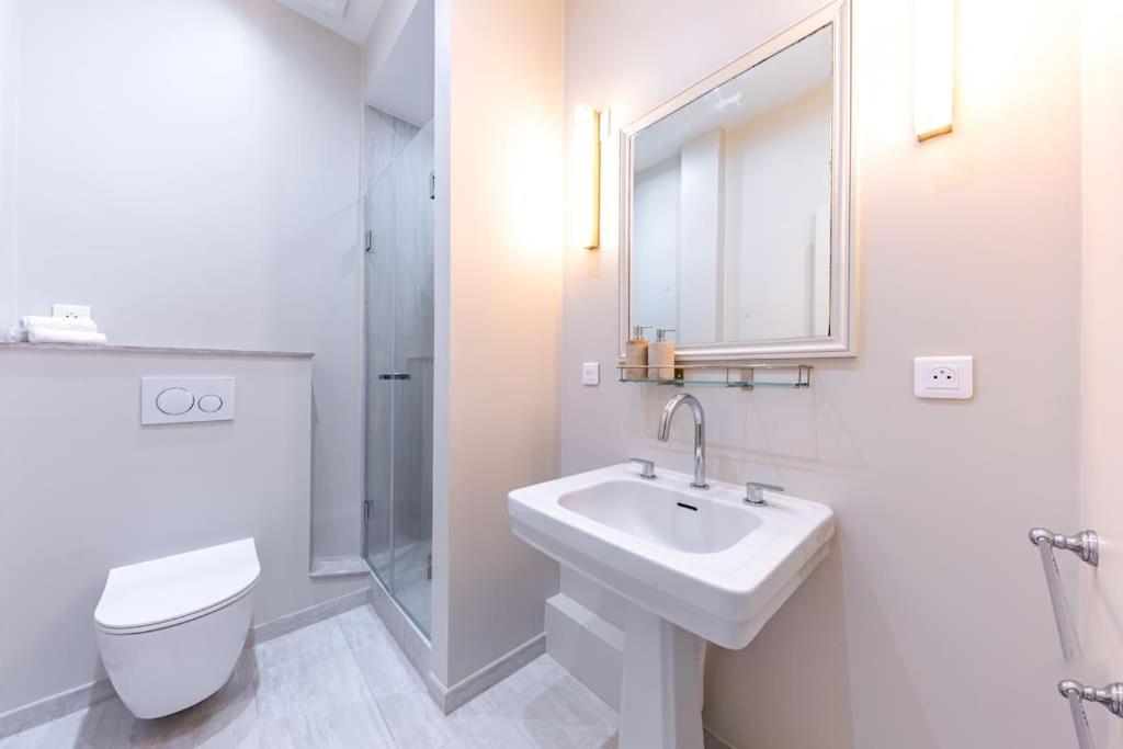 Arc De Triomphe Luxury 3 Bed 3,5 Bath *