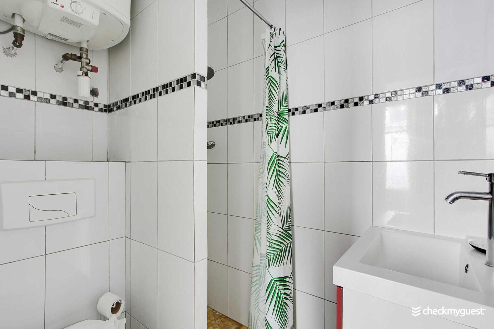 Appartement A Parisian Experience For 2 - Place De Clichy Paris