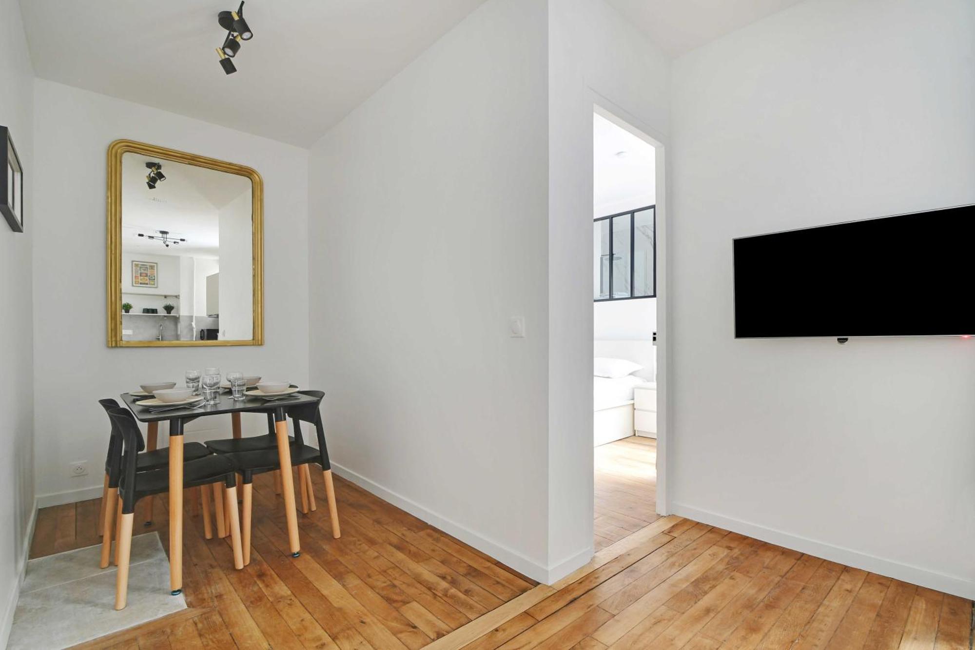 Charming -1br-4p- Gare Montparnasse Apartment Paris