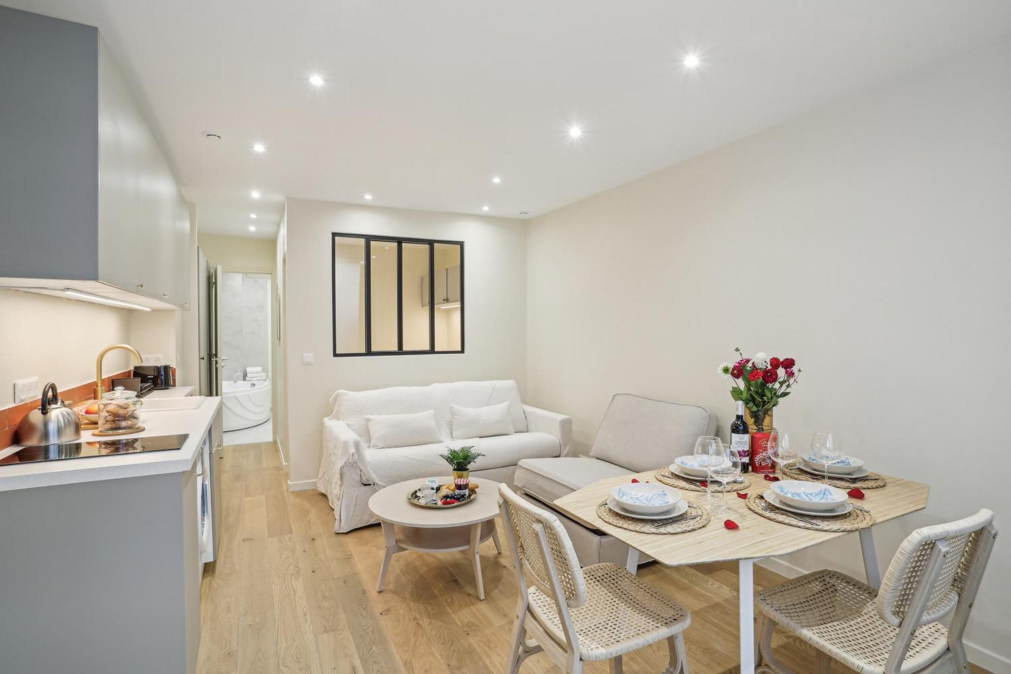 Lavie Maison Ac Hot Tub Montmartre Apartment Paris