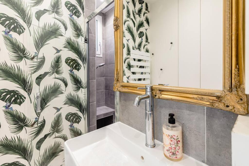 Luxury 1 Bedroom 700ft2 Montorgueil/leshalles *