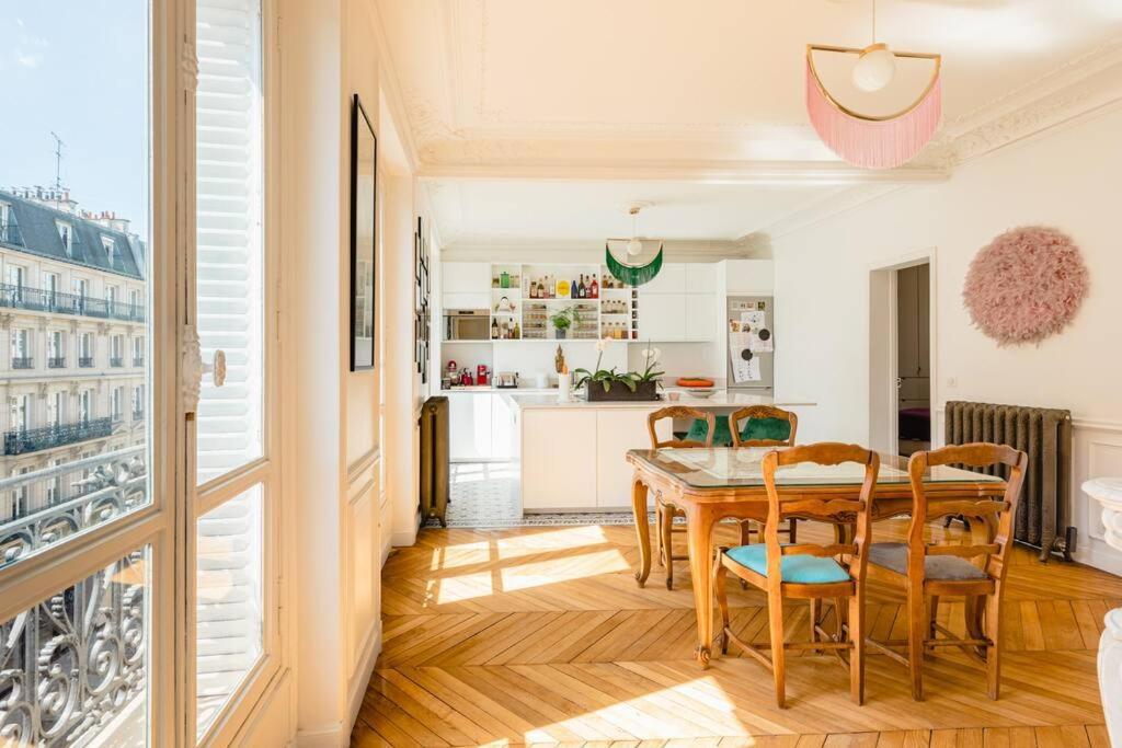 Apartment Luxury 1 Bedroom 700ft2 Montorgueil/leshalles Paris