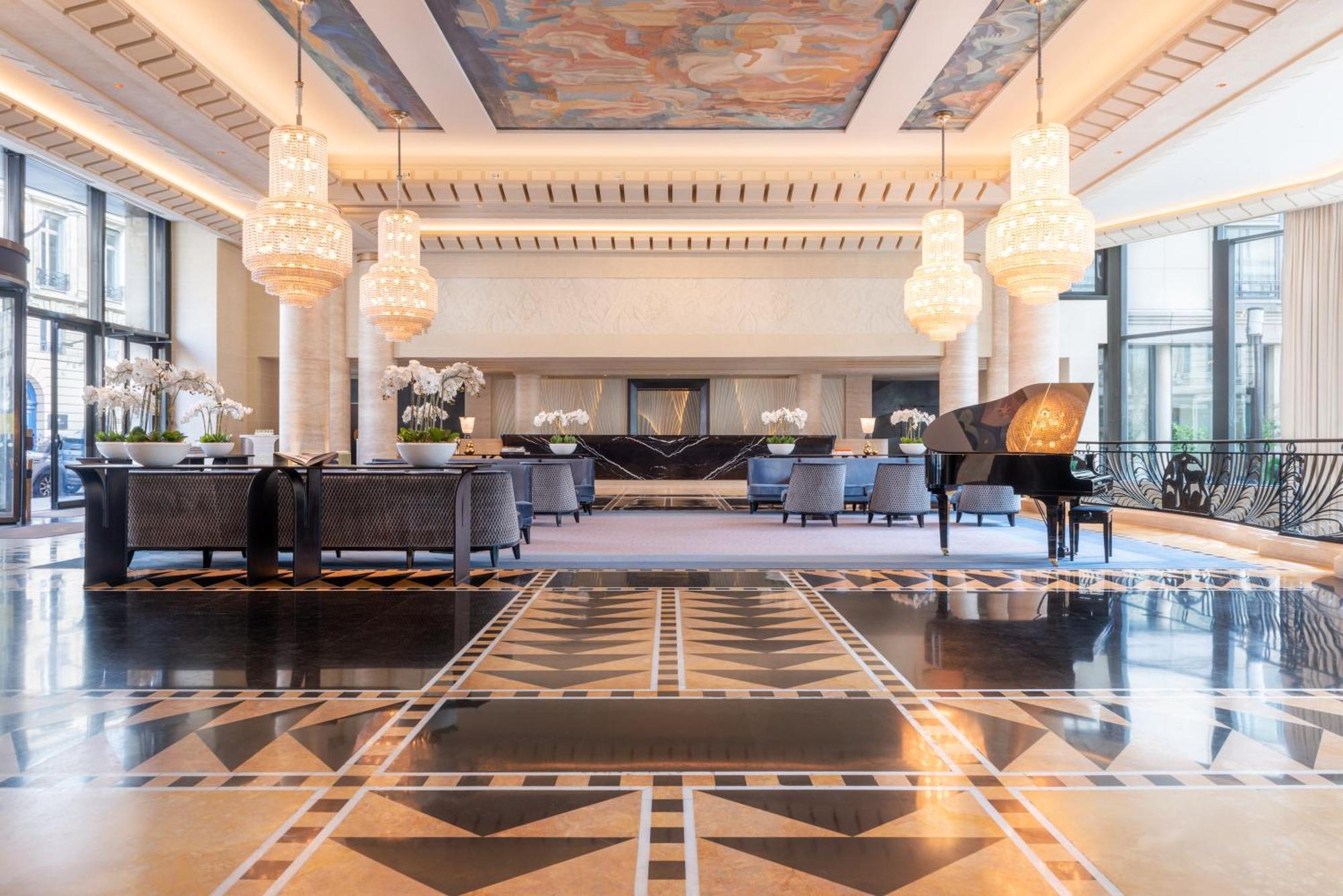 Hotel L'hotel Du Collectionneur 5*