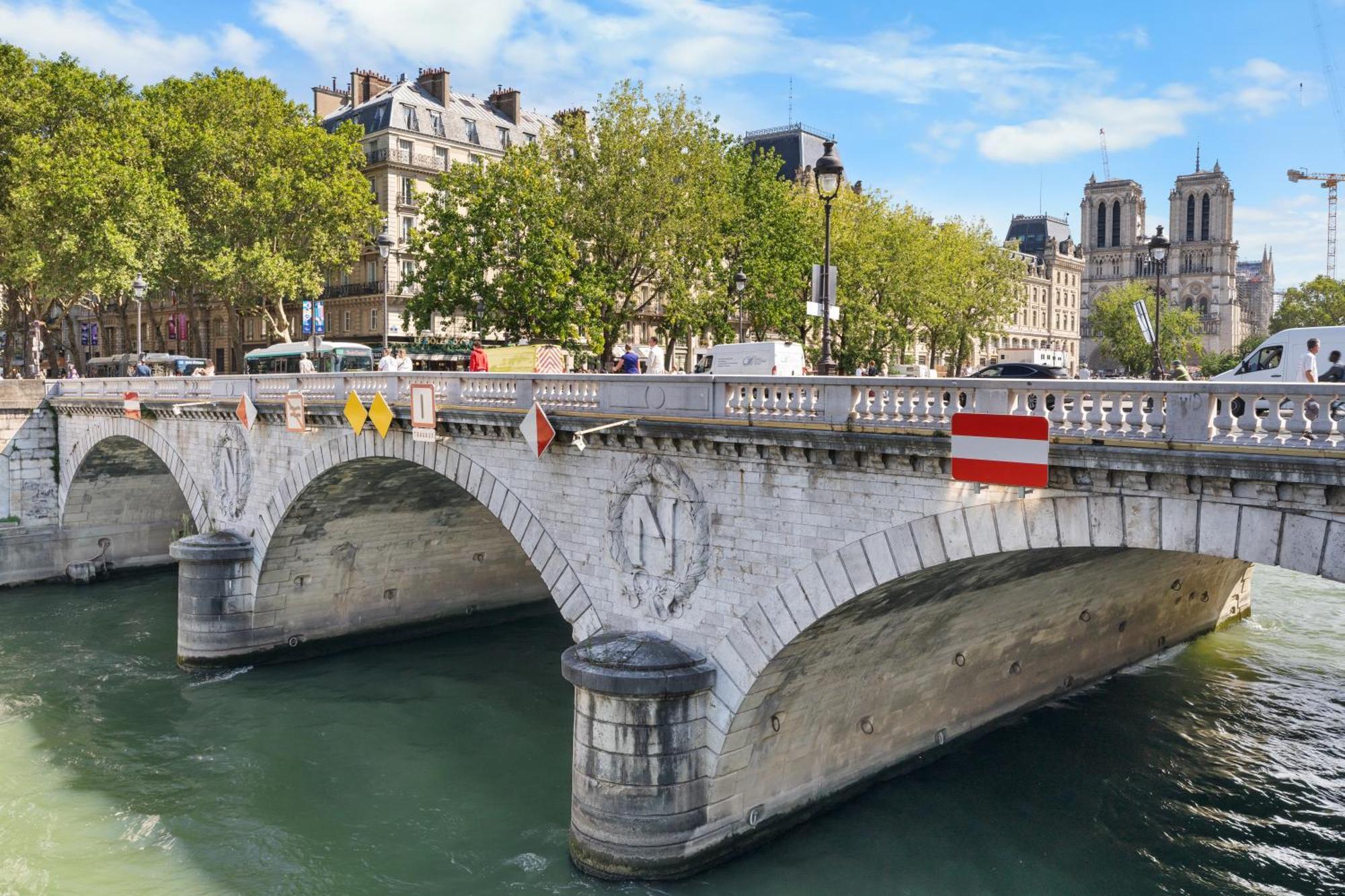 Cosy A 9 Min A Pied De La Cathedrale Notre Dame Apartment