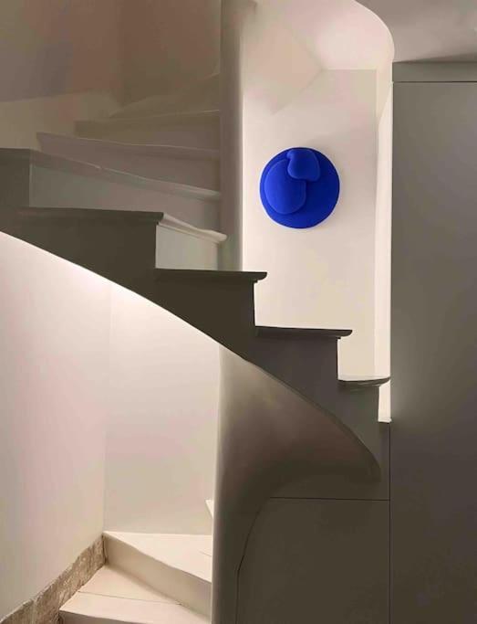 Petite Maison Dans Le Marais Apartment *