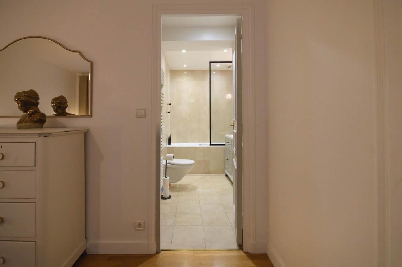 Apartamento Le Regal Elysees Paris