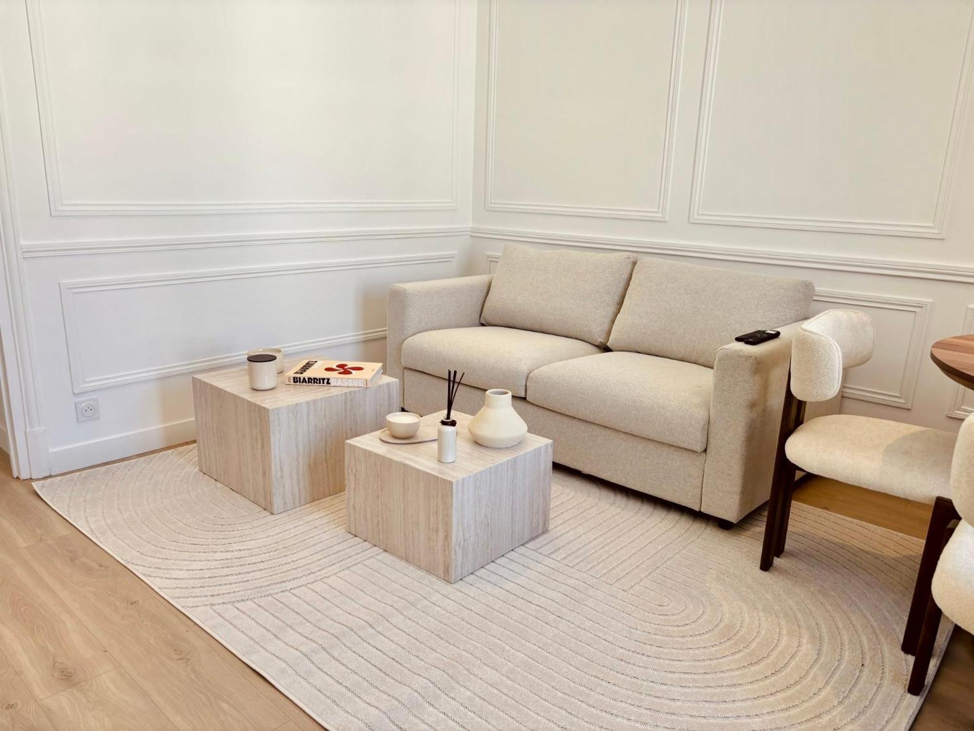 Le Penthouse Bourdonnais * Paris