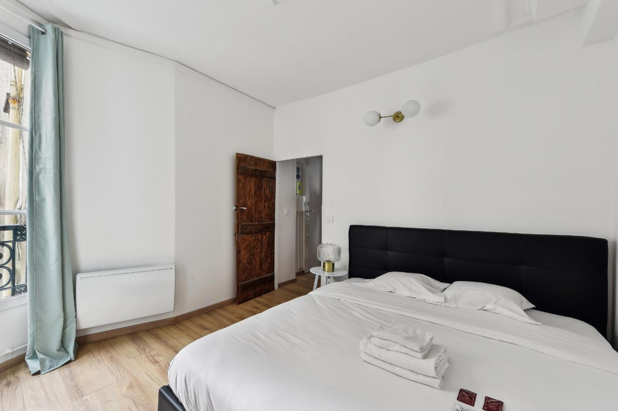 Montmartre - 2br - Cityapartmentstay Apartment