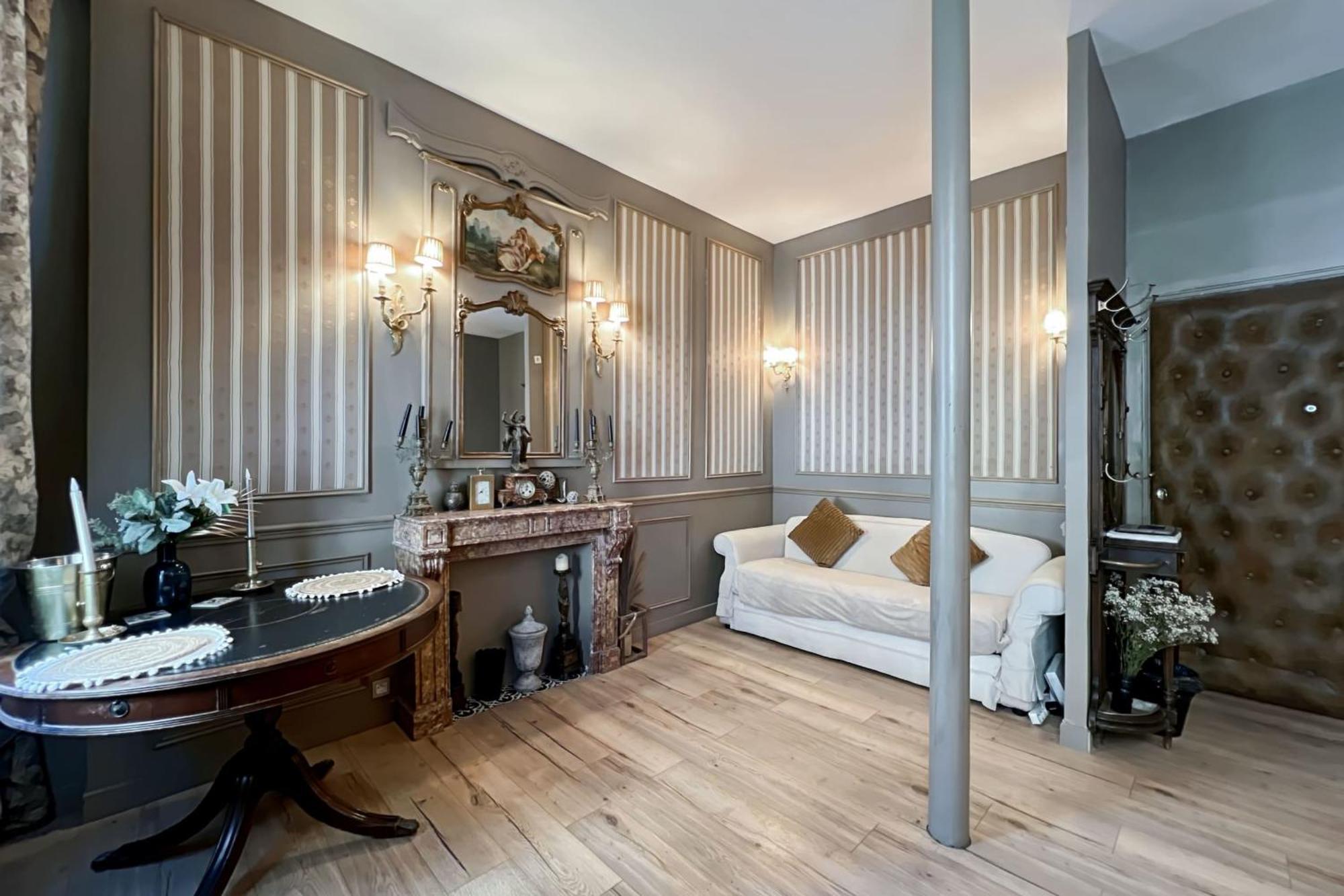 In 15 Ideal For 4 People Paris