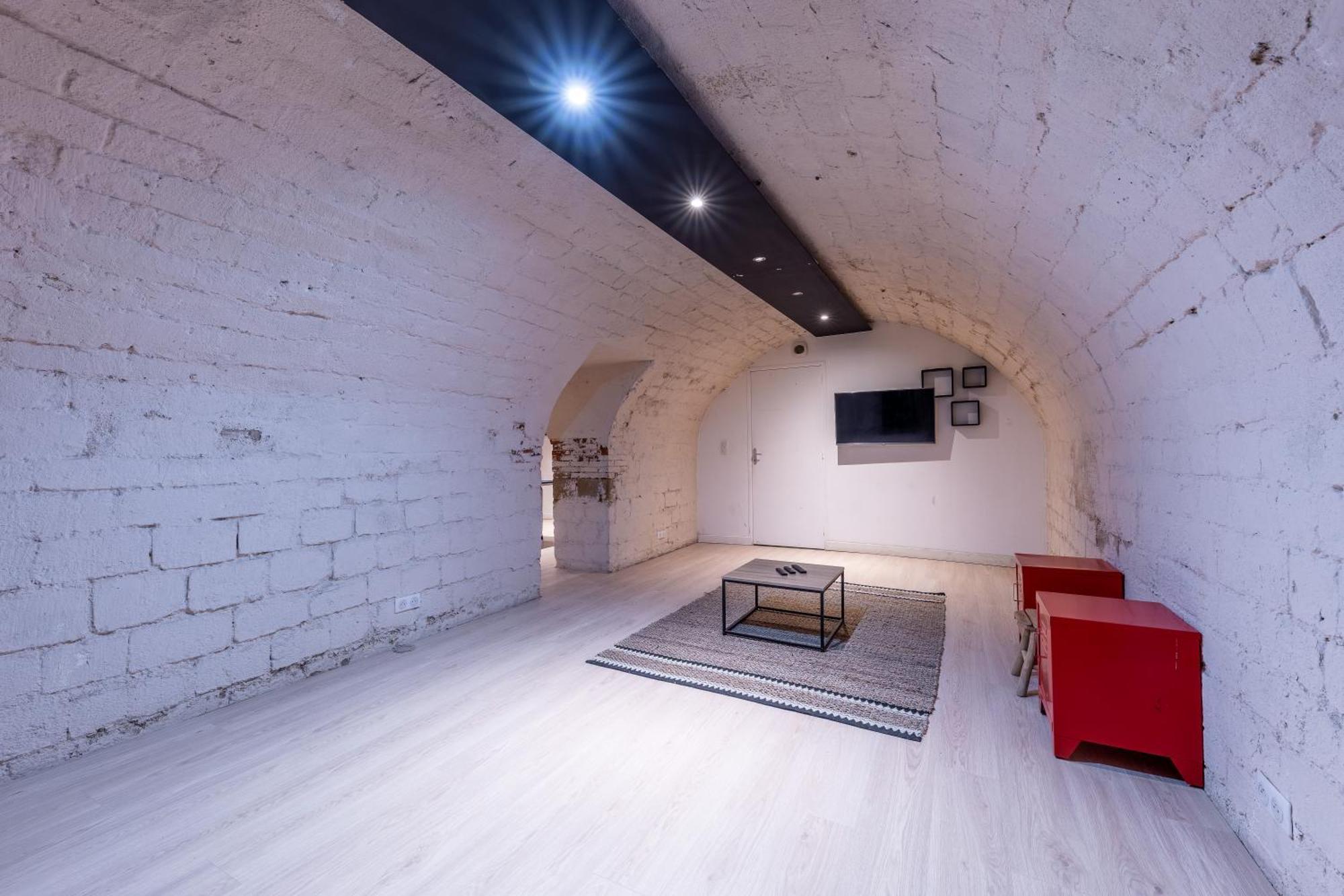 Off Spacious 4-star Family For 10 Guests 3br Apartment