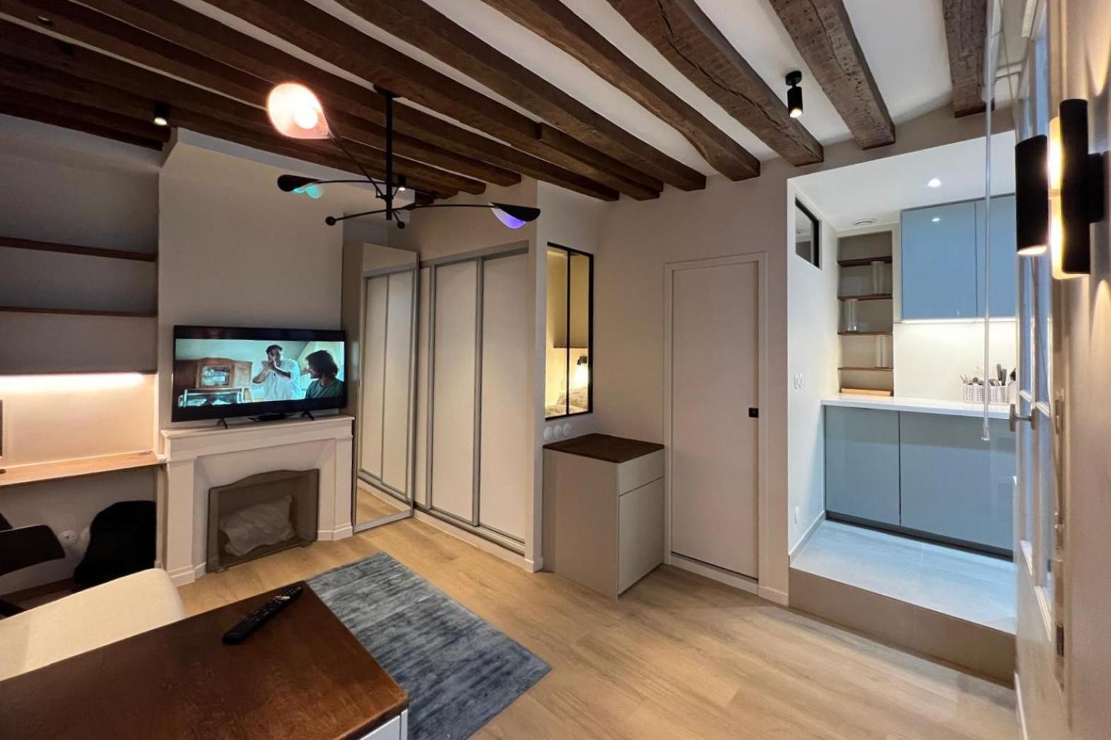 Charmant Studio Refait A Neuf Marais