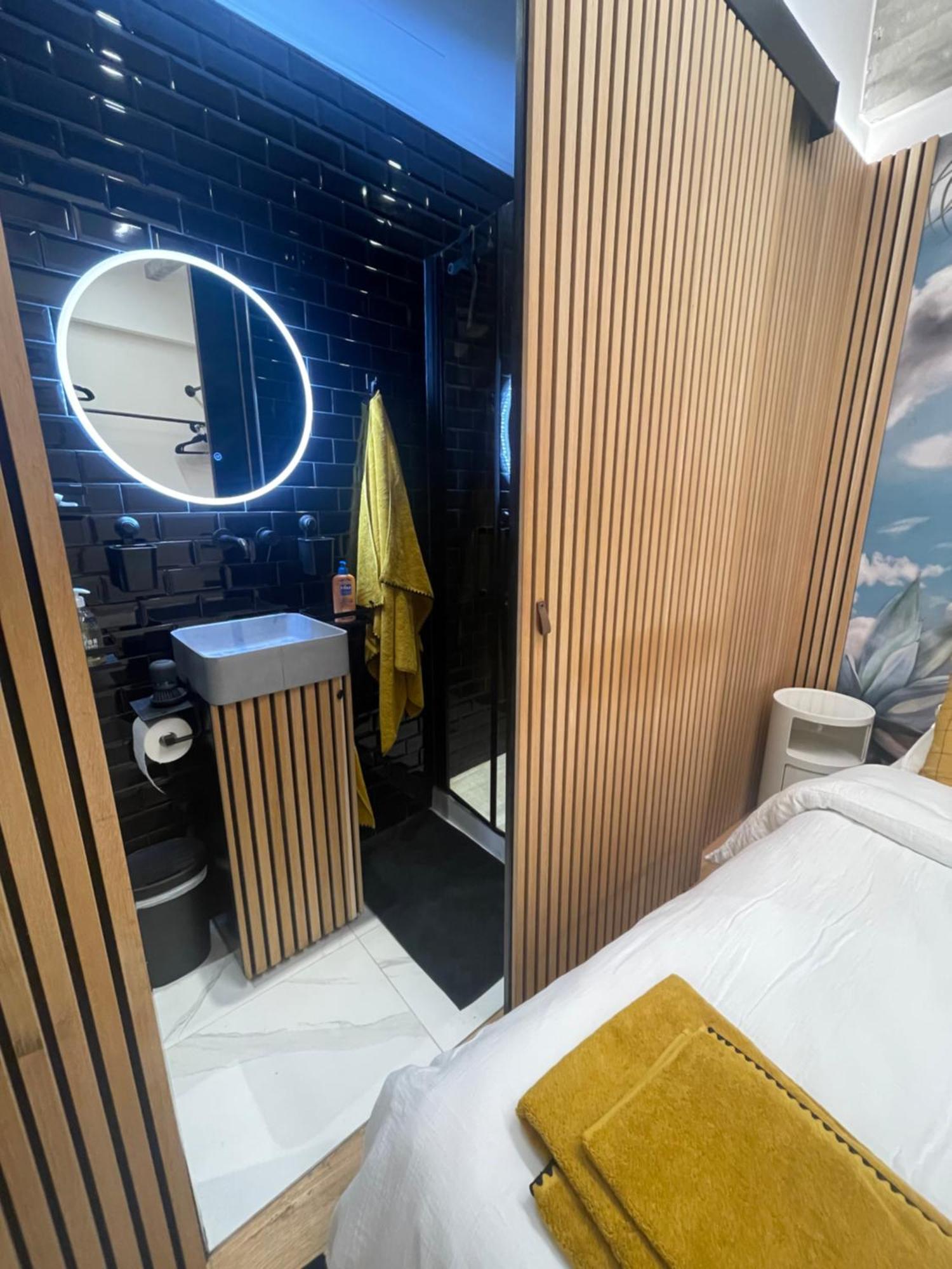 Le Loft Bleu La Madeleine - Un Mini Loft Design Et Tres Apartamento *