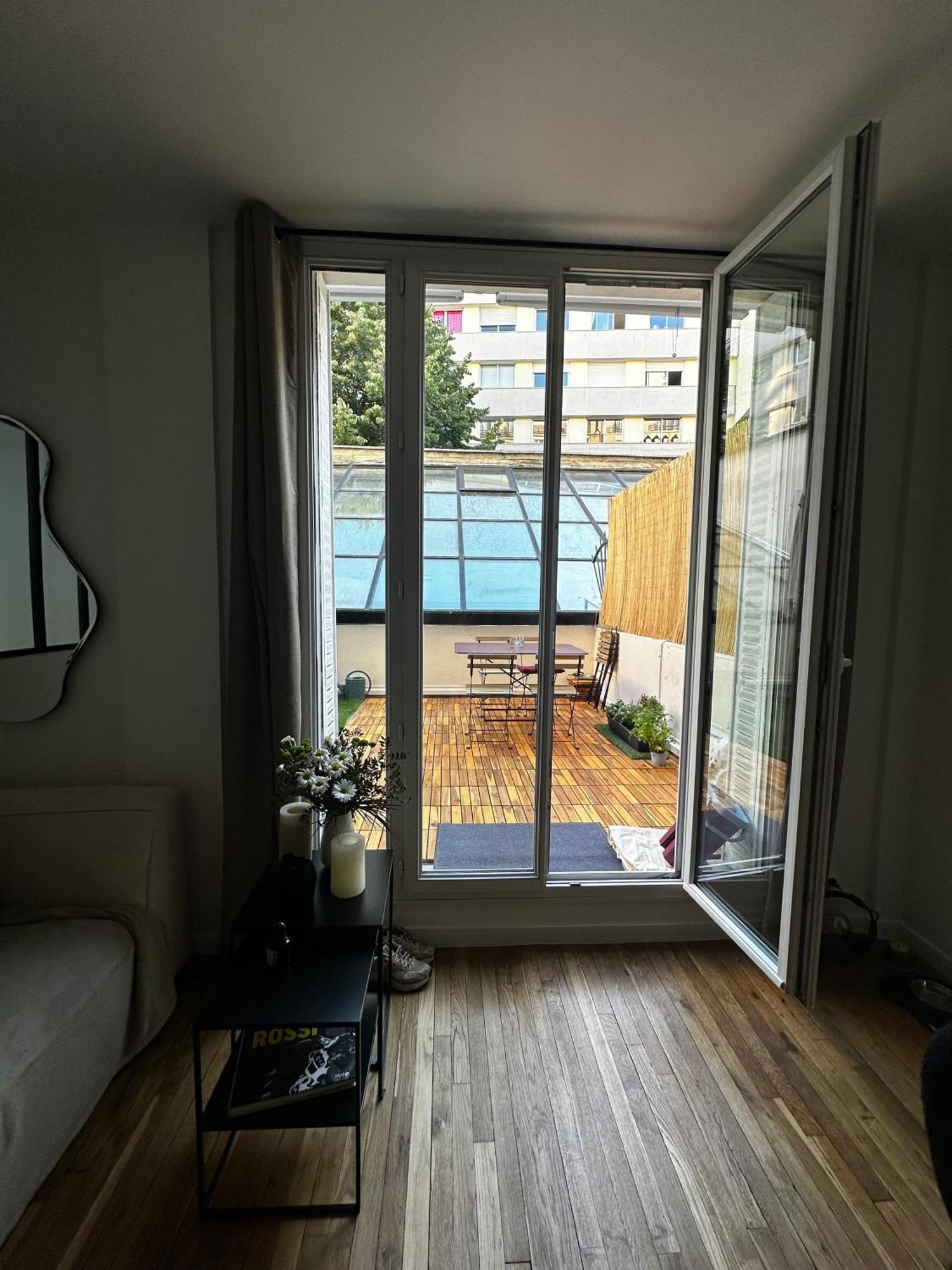 Avec Terrasse Apartment *