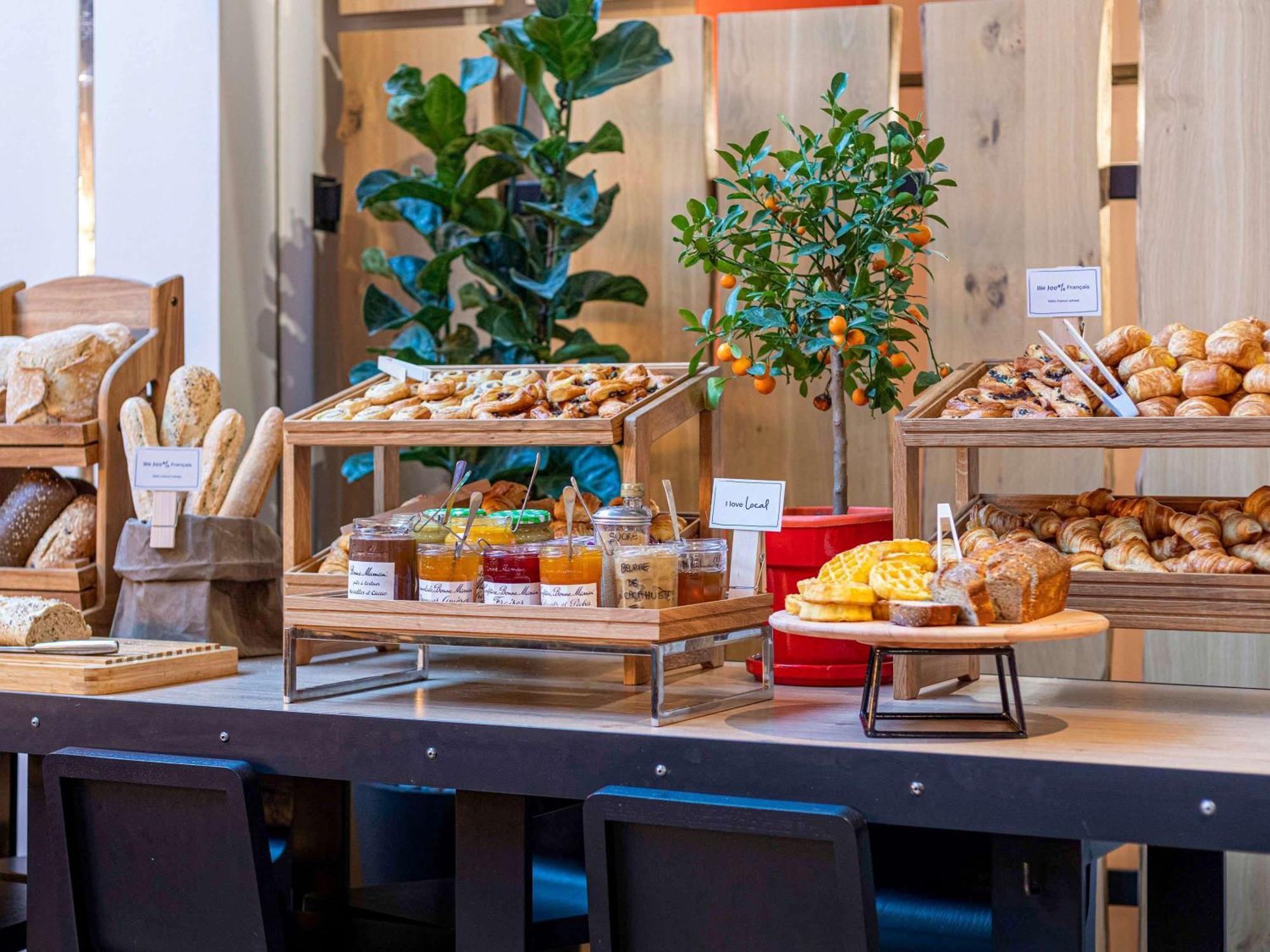 Novotel Vaugirard Montparnasse 4* Paris