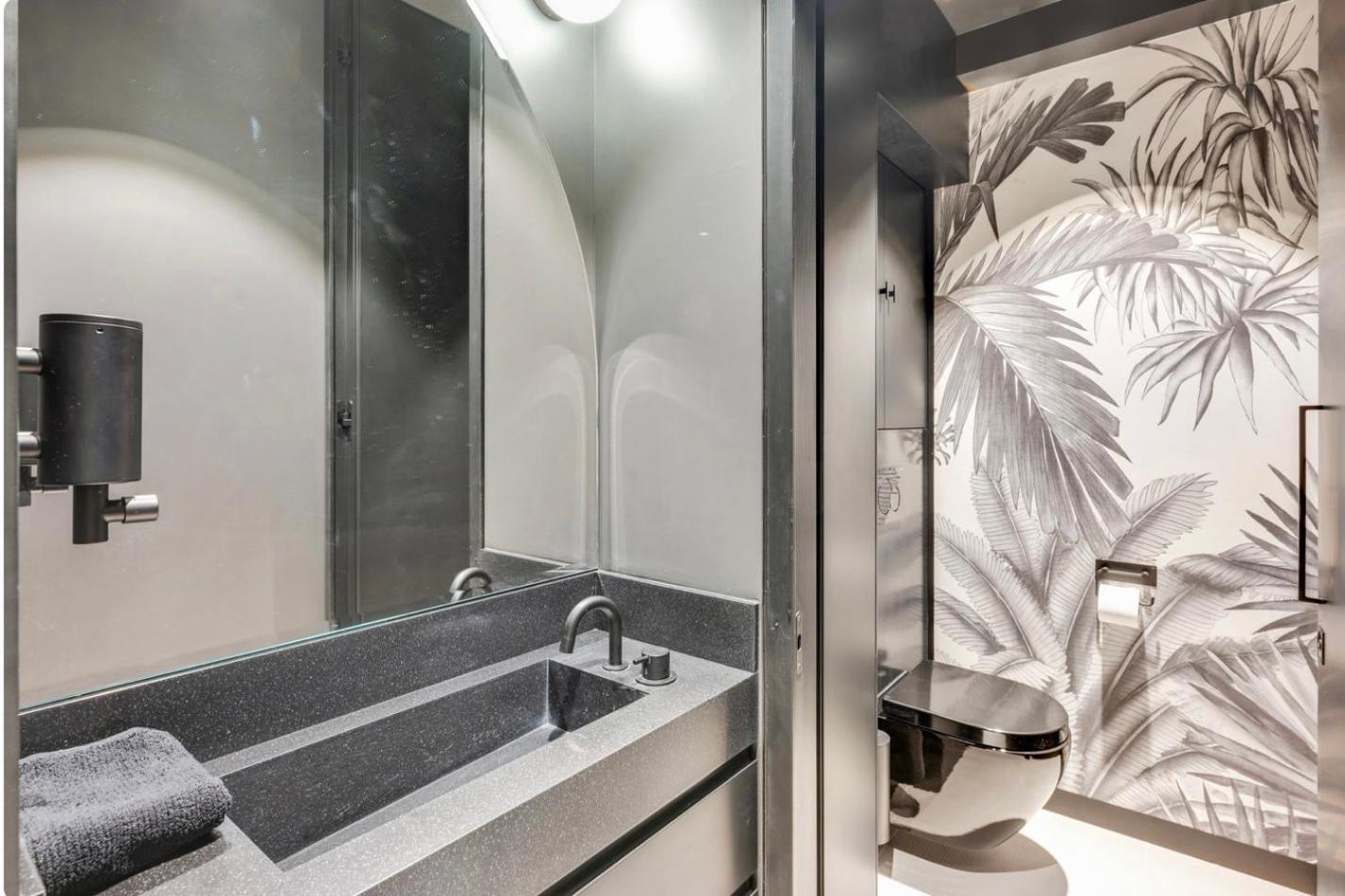 Splendide De 50m2 -montmartre * Paris