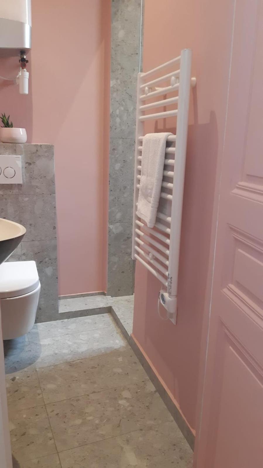 Au Coeur Du Quartier Latin Homestay Paris