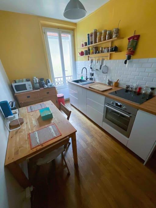 Apartment Quiet 2rooms Big Kitchen Canal Saint Martin *