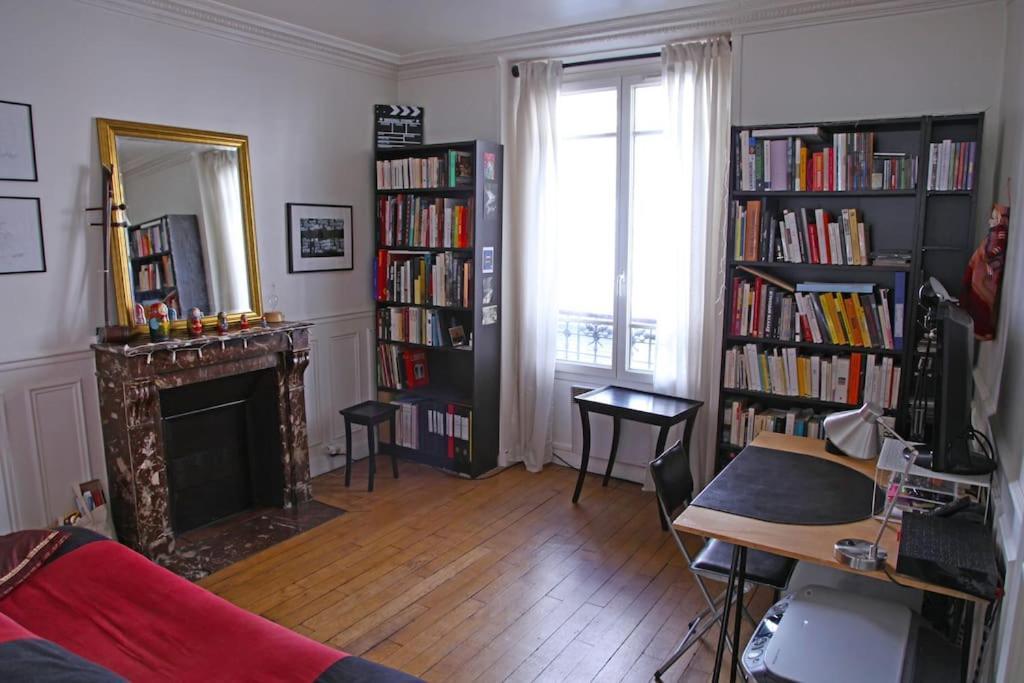 Quiet 2rooms Big Kitchen Canal Saint Martin * Paris