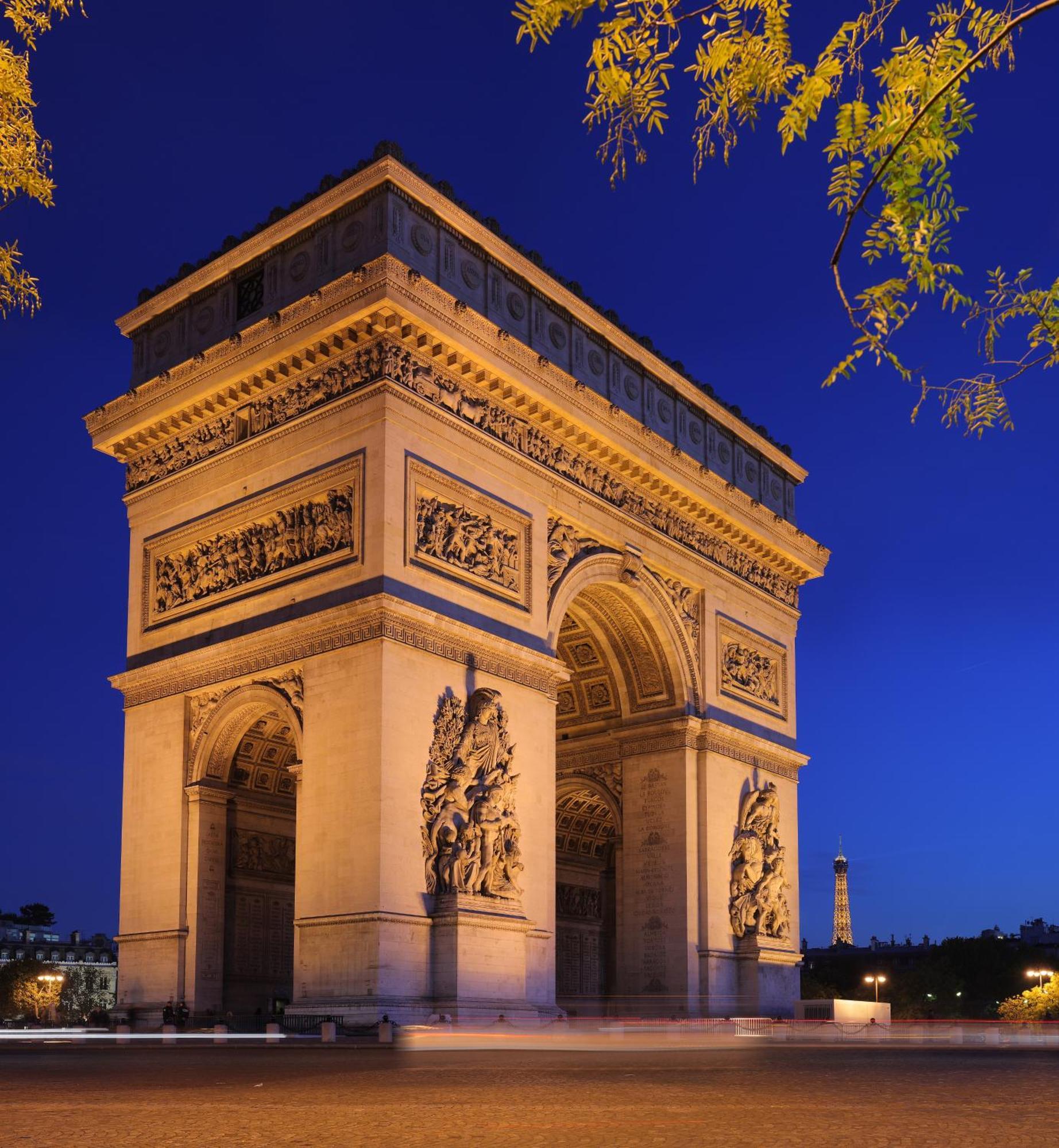Apartment Luxury Flat With Balcony Near Arc De Triomphe