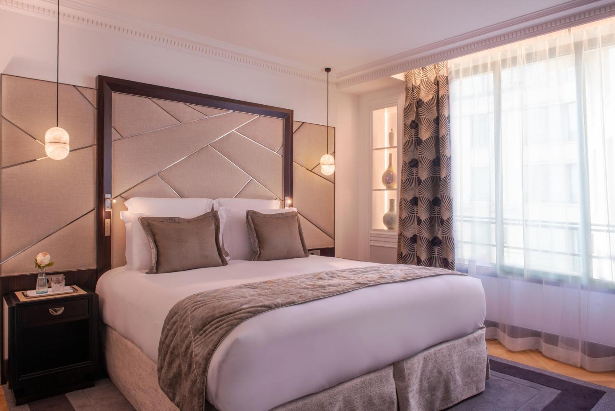 L'hotel Du Collectionneur 5* Paris