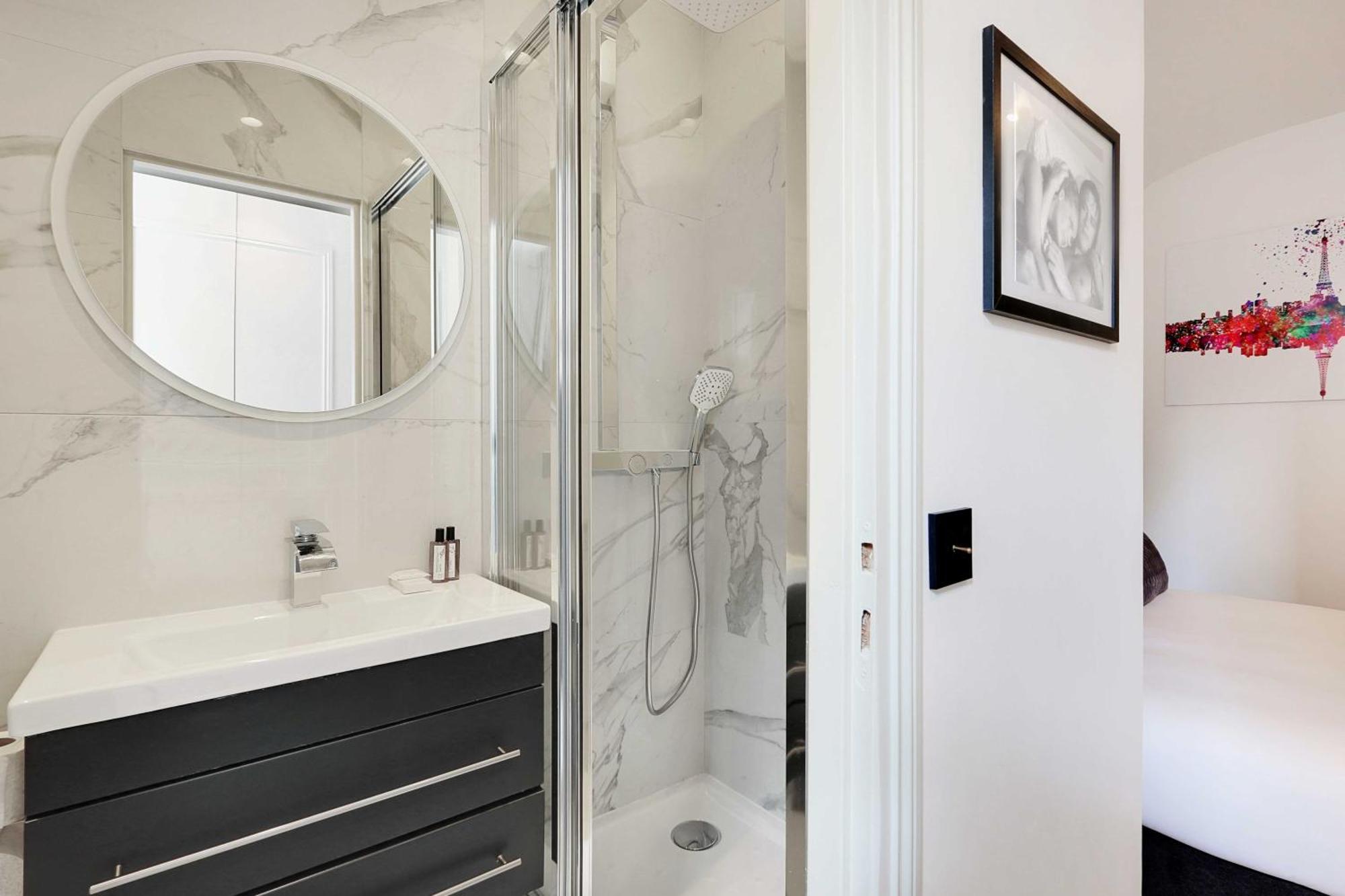 Charonne-bastille Apartment