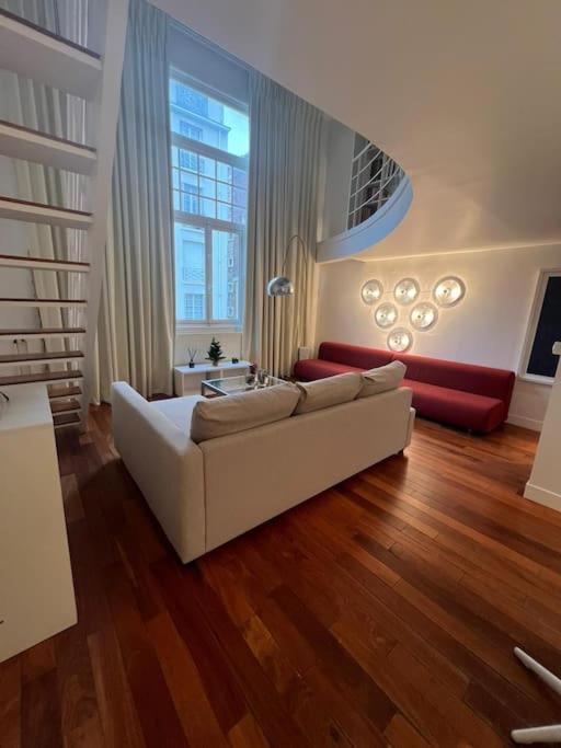 Apartment Loft Secret Tour Eiffel Paris