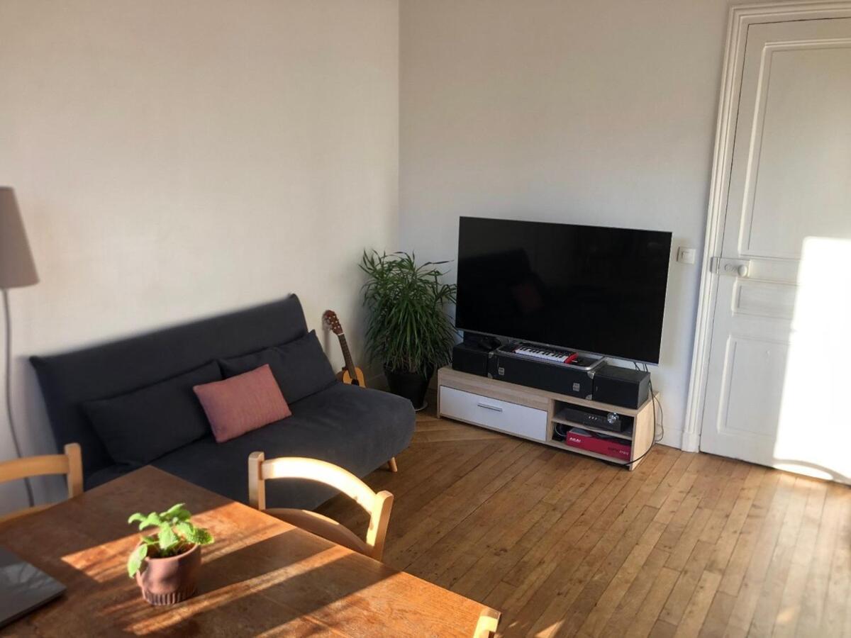 Appt Proche Montmartre-quartier Des Batignolles Apartment