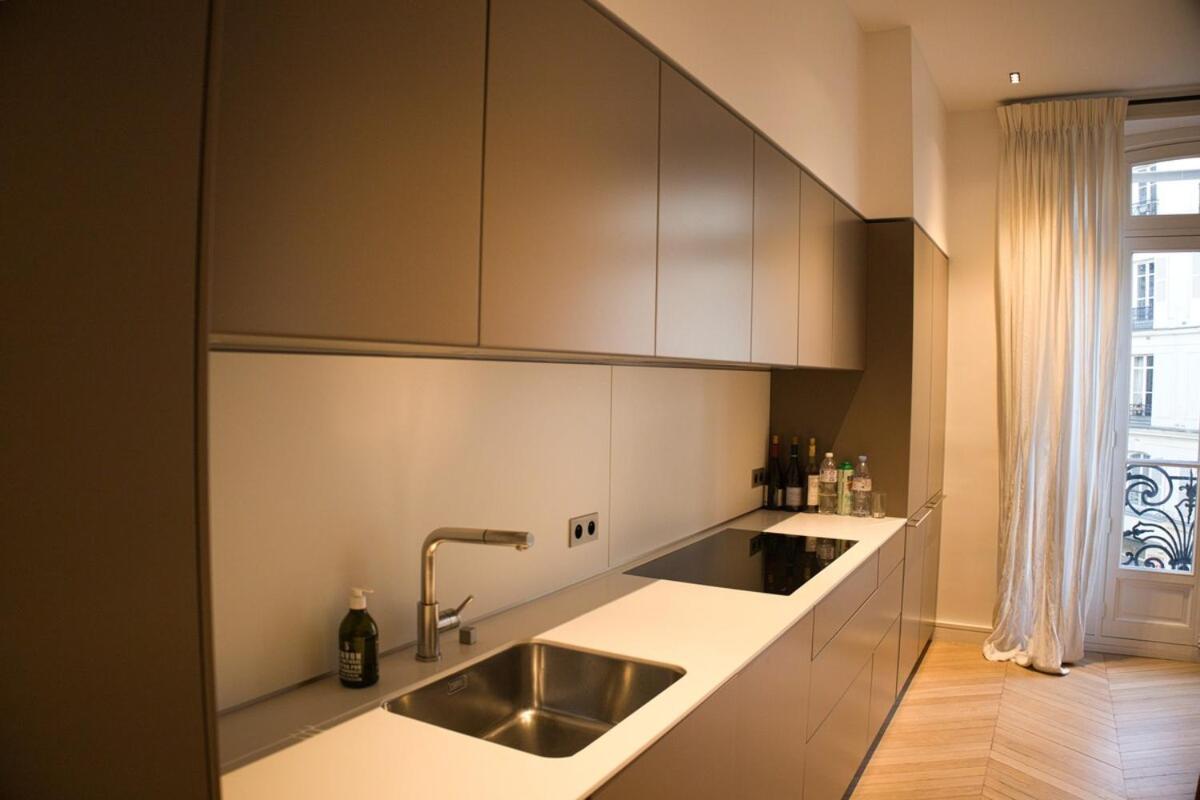 3ch | 4 Pers | Balcon Filant | Notre Dame De Apartment Paris