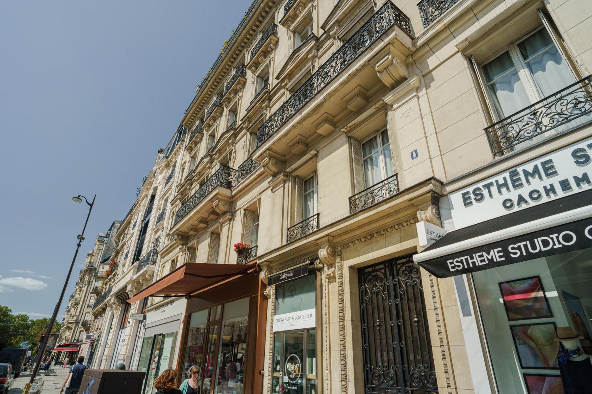 Chic 7th Floor Saint-germain-des-pres Apartment
