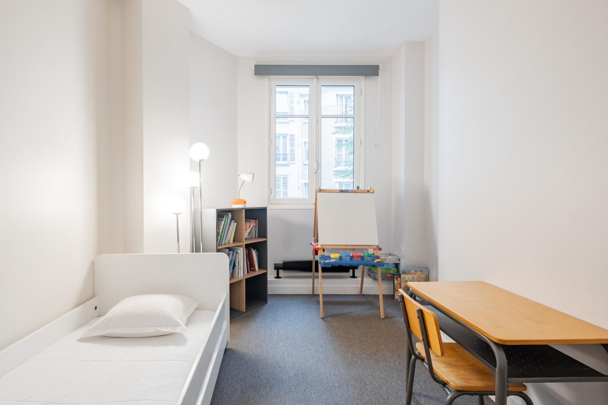 Veeve - Light & Luxe In Les Batignolles Apartment *