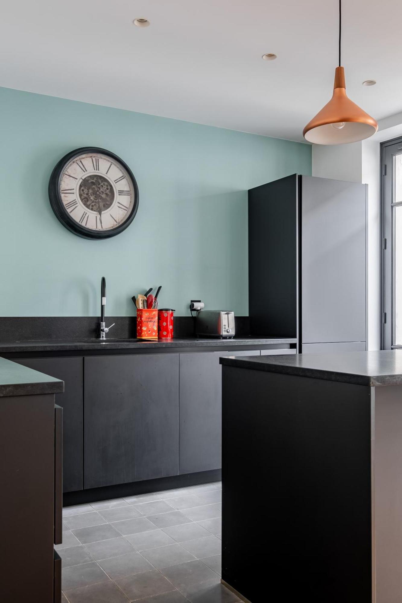 Veeve - Light & Luxe In Les Batignolles Apartment Paris