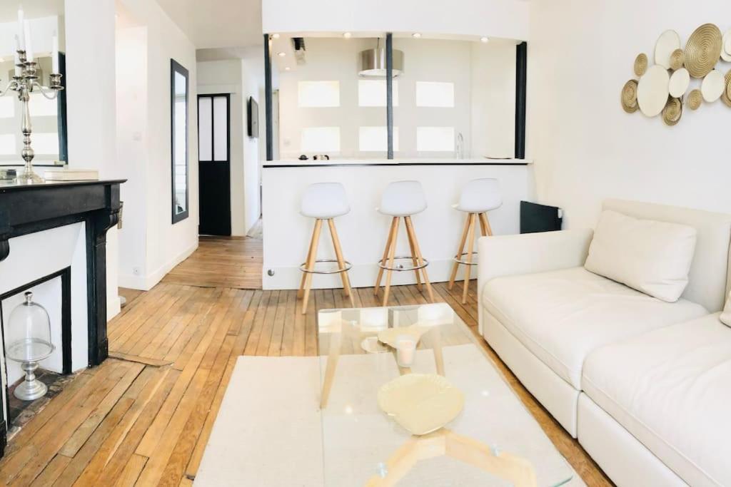Nid Douillet Gare Du Nord Montmartre Barbes Appartement