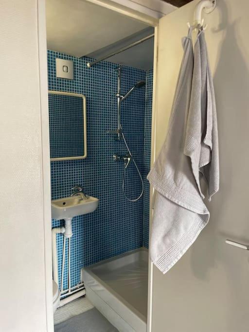 Apartment Au Coeur De 8e