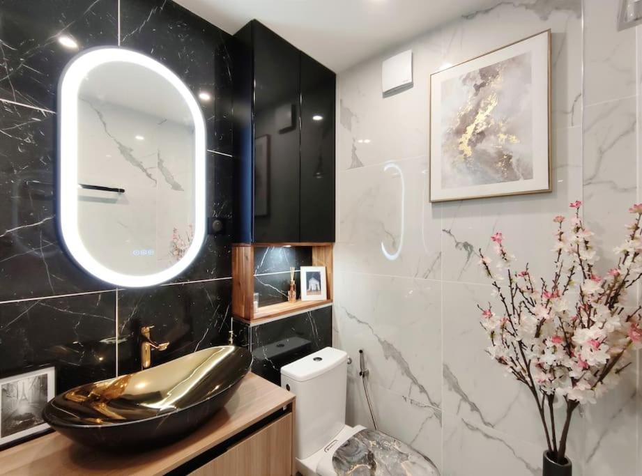 Your Cozy Cove By Apartment Paris