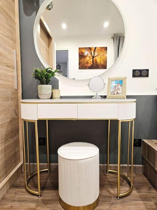 Your Cozy Cove By Apartment Paris