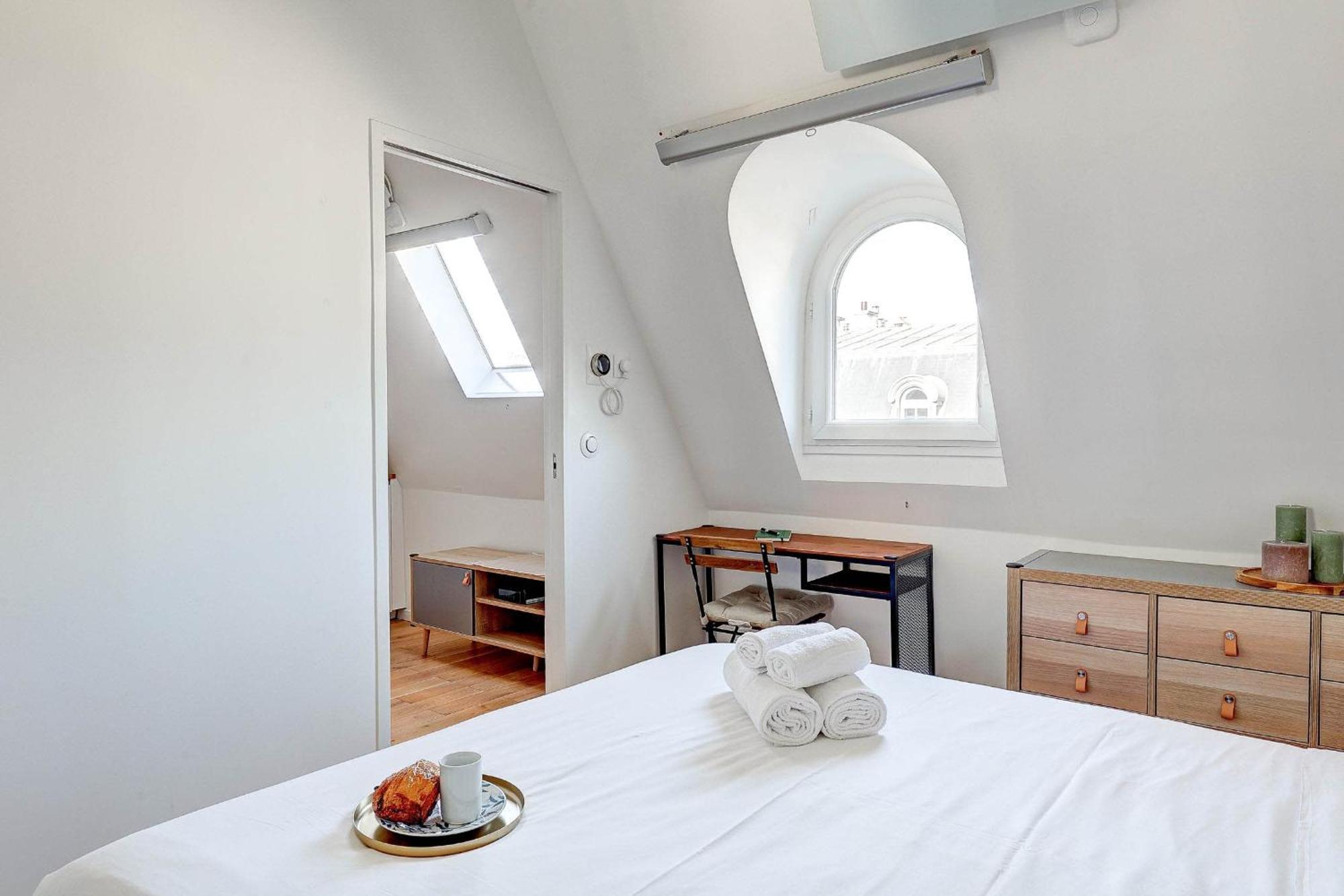 Apartment Champs-elysees - 1br - Cityapartmentstay Paris