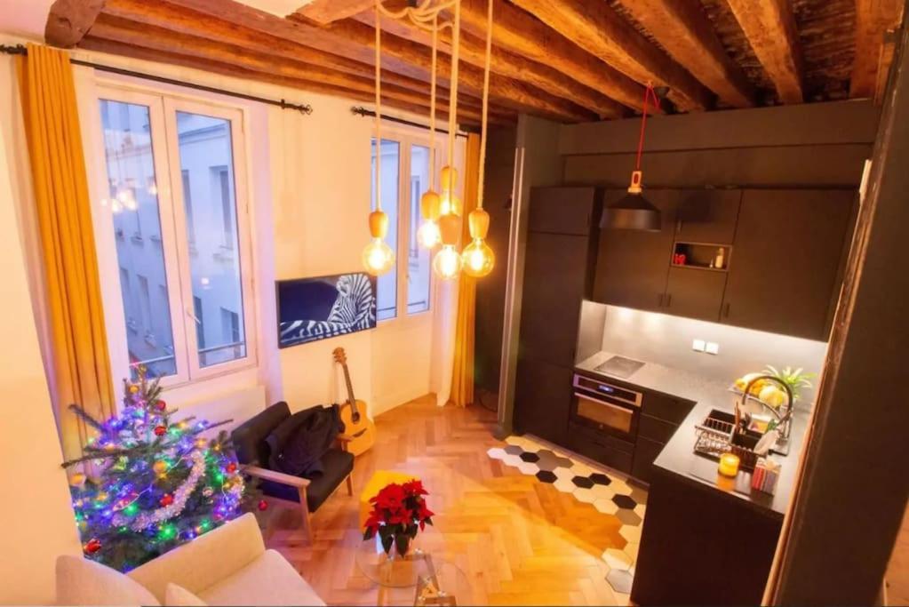 Bel Parisien, Typique Du Marais Appartement *
