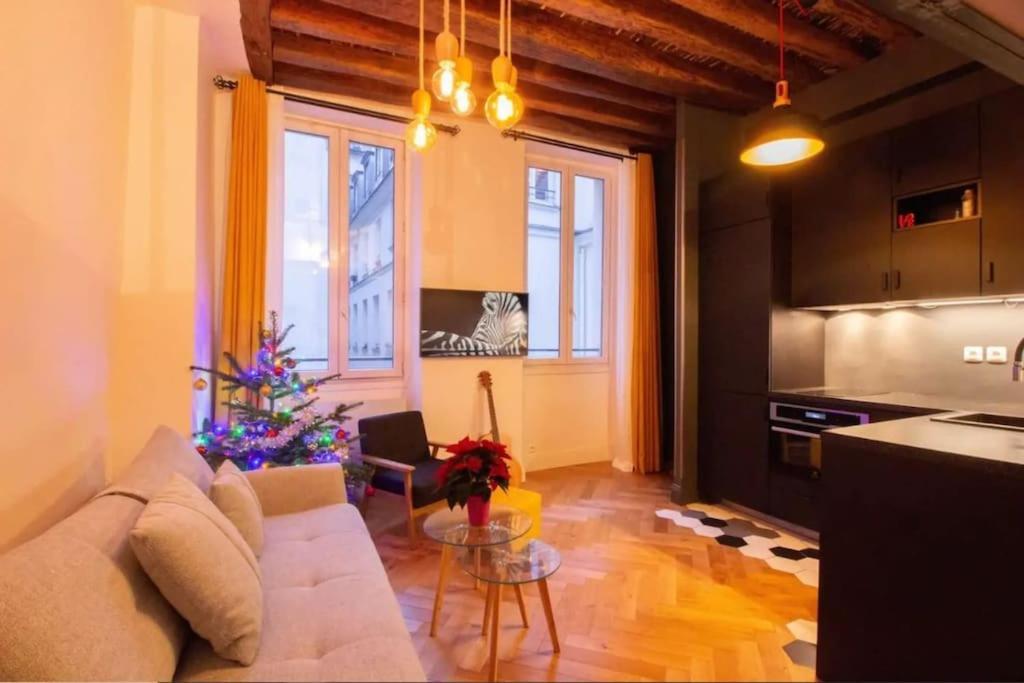 Appartement Bel Parisien, Typique Du Marais