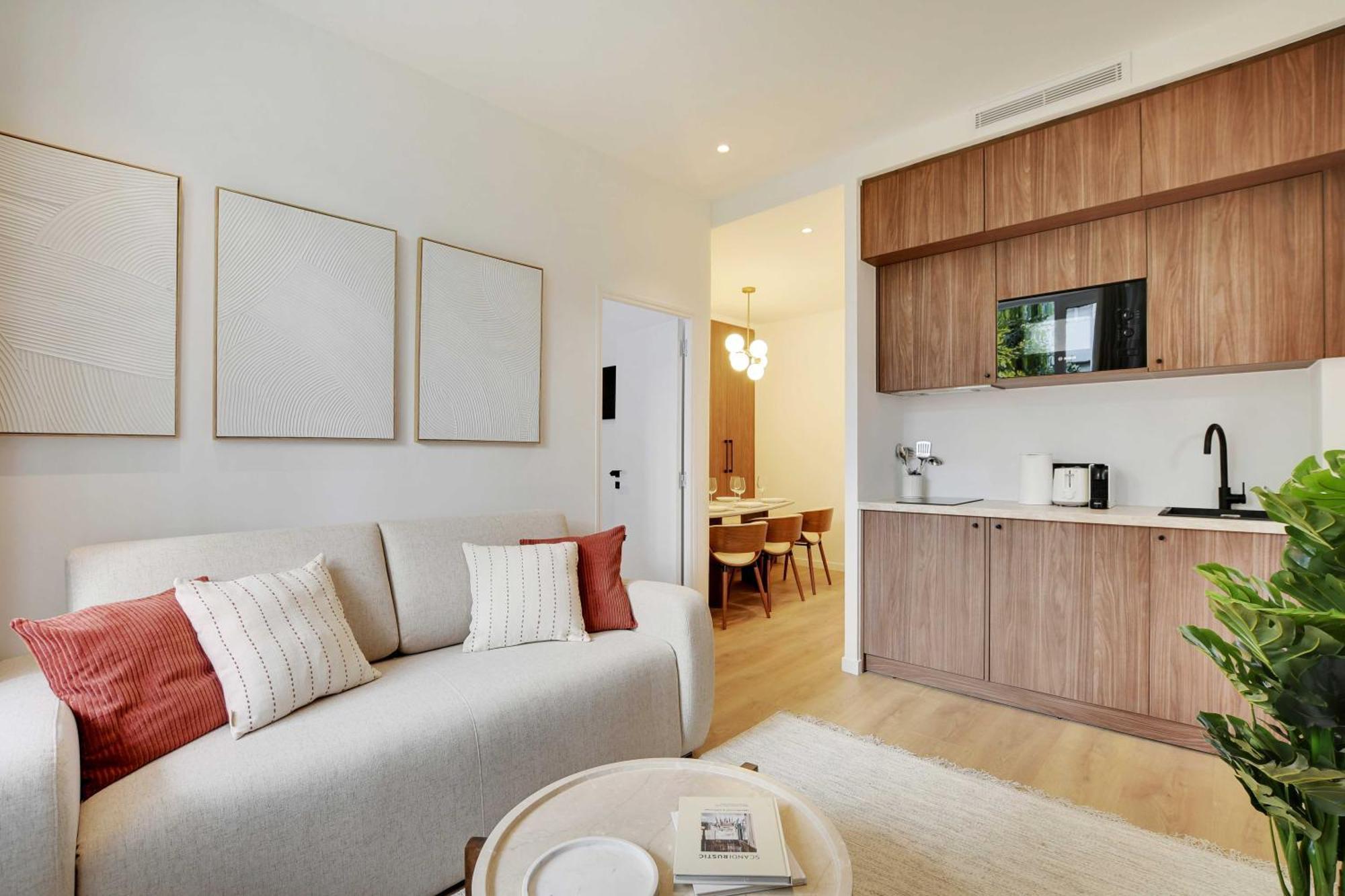 Modern Flat - 2br-6p - Northern *