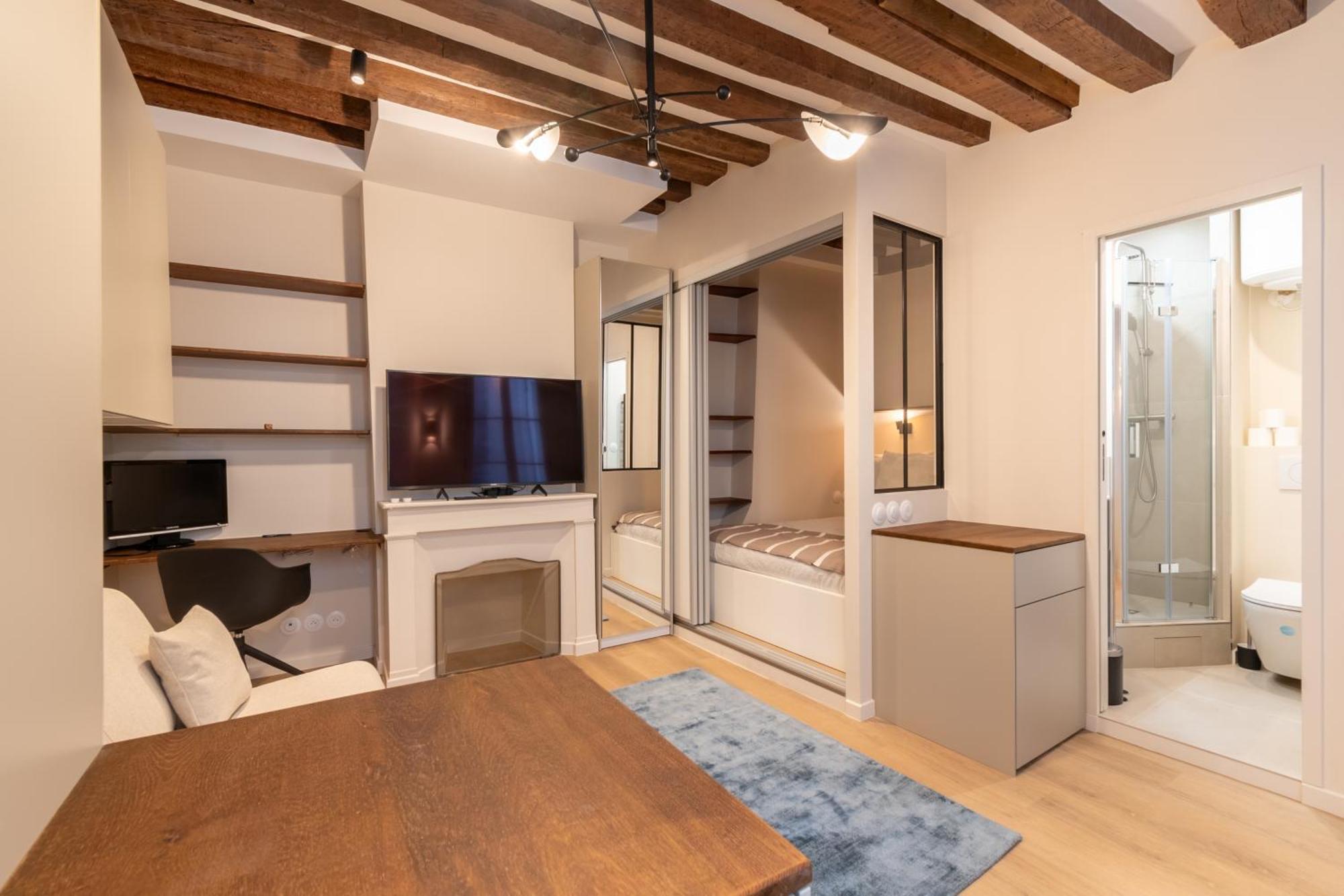Apartment Charmant Studio Refait A Neuf Marais *