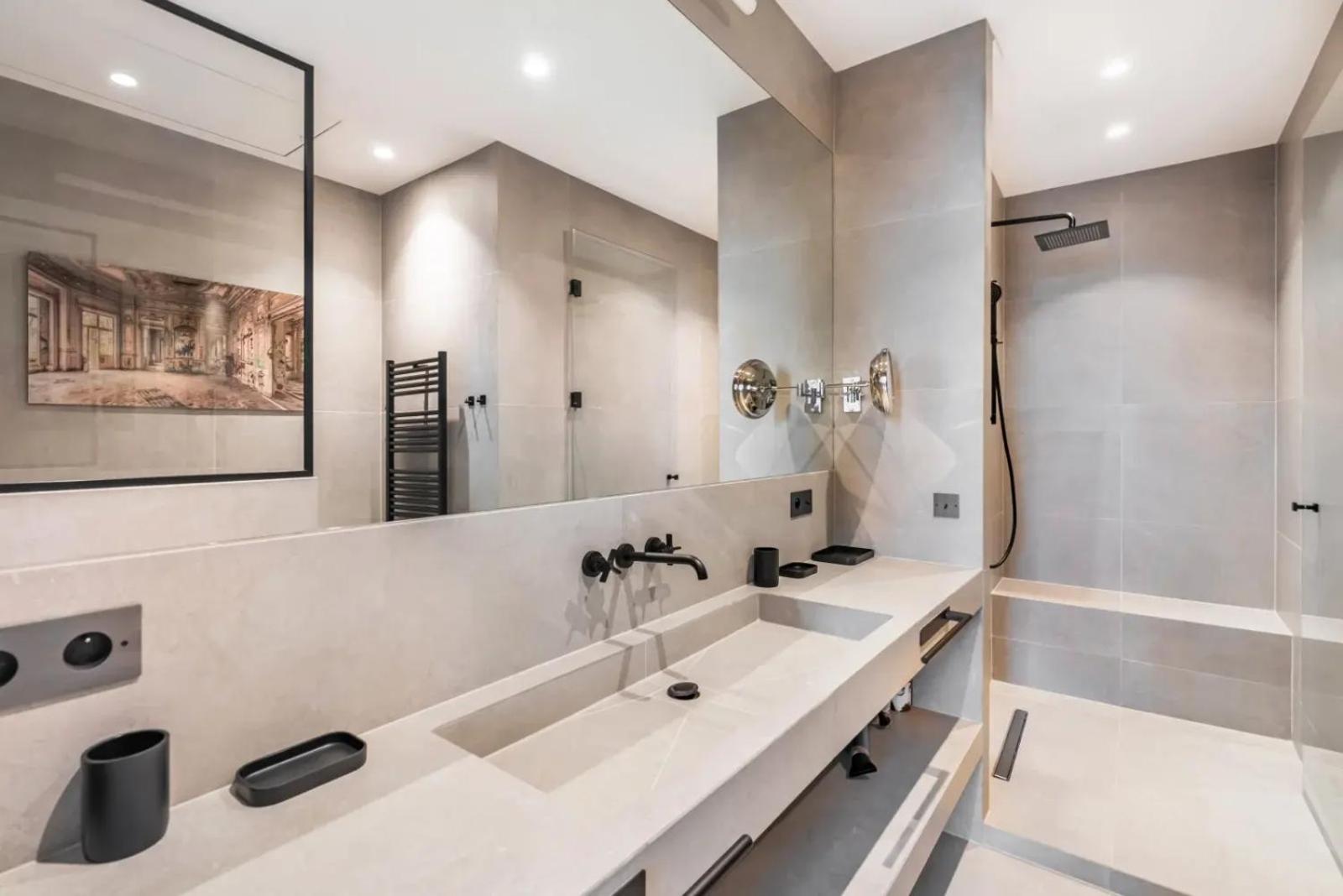 Luxueux / Historique Proche Bon Marche Apartment