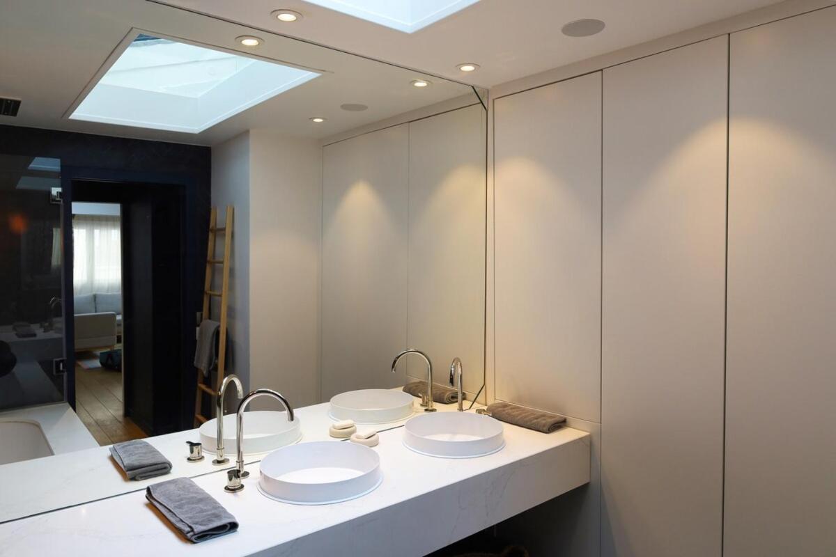 Apartment Luxueux 3 | Hammam | Coeur Du Marais Paris