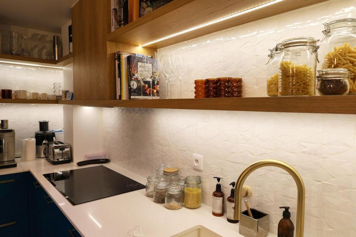Luxueux 3 | Hammam | Coeur Du Marais Apartment