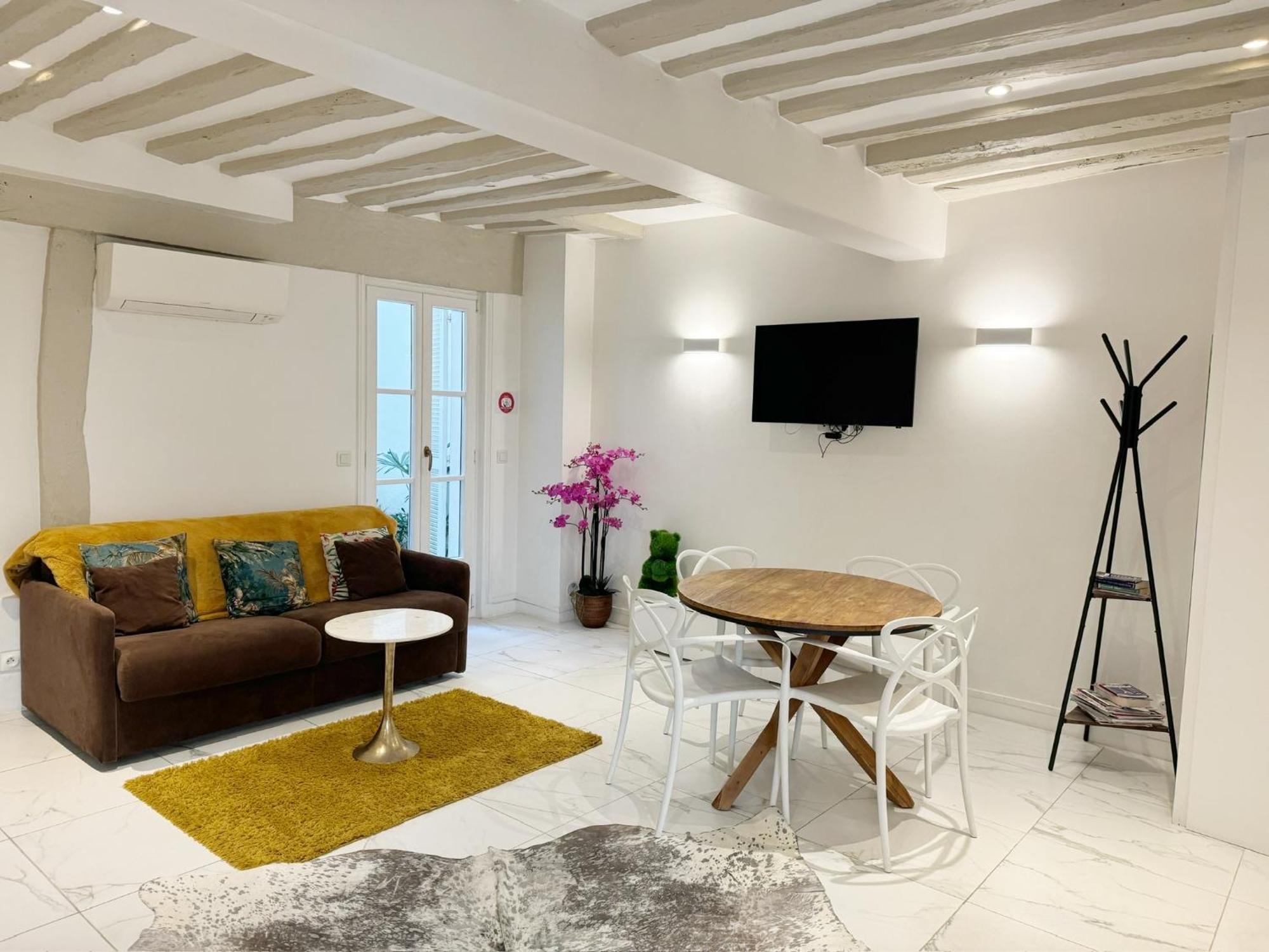 Apartment Location Calm Palais Royal Louvre Opera Concorde Clim Paris