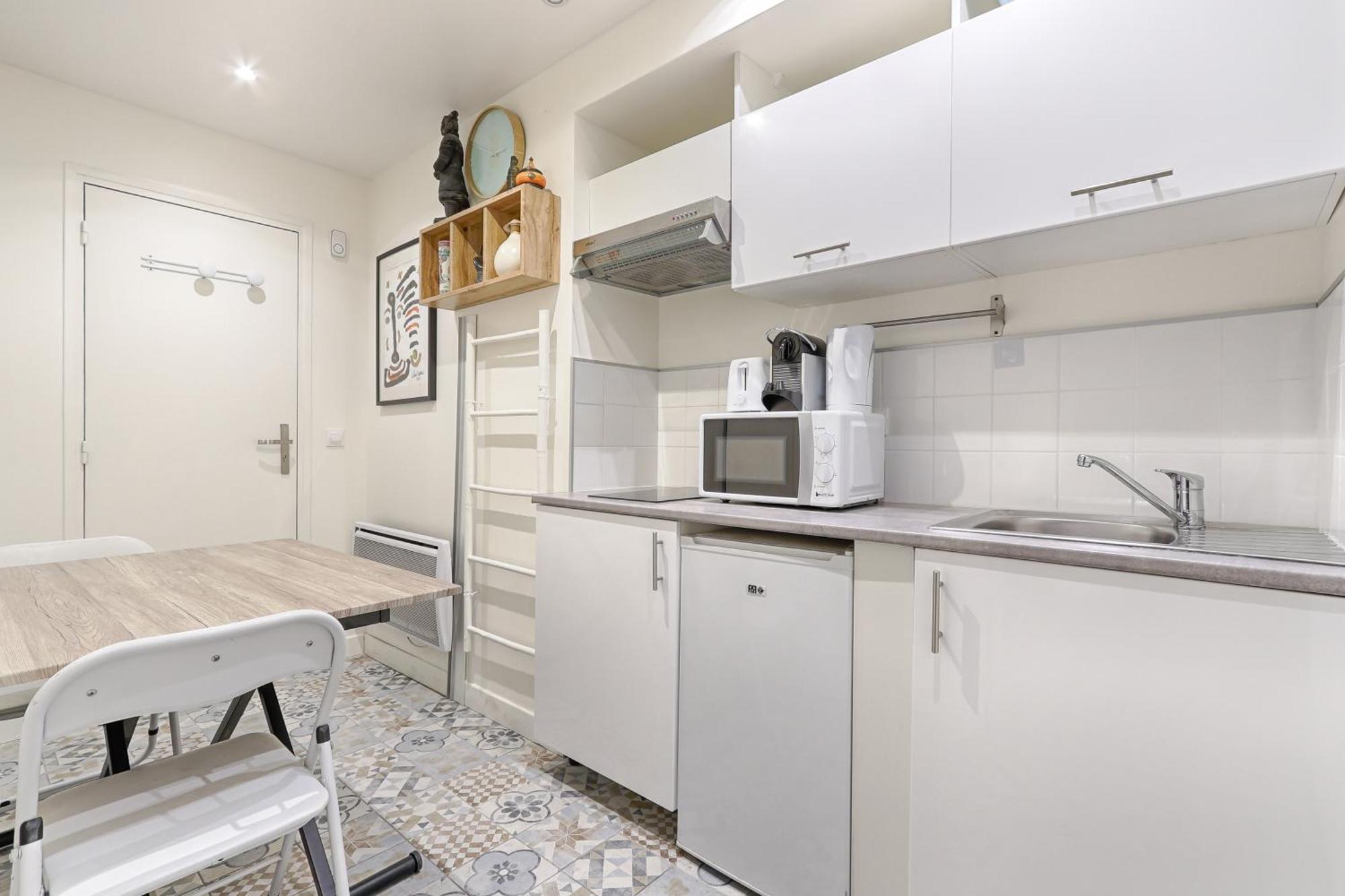 Bastille Passage Salarnier Charming 1br Paris