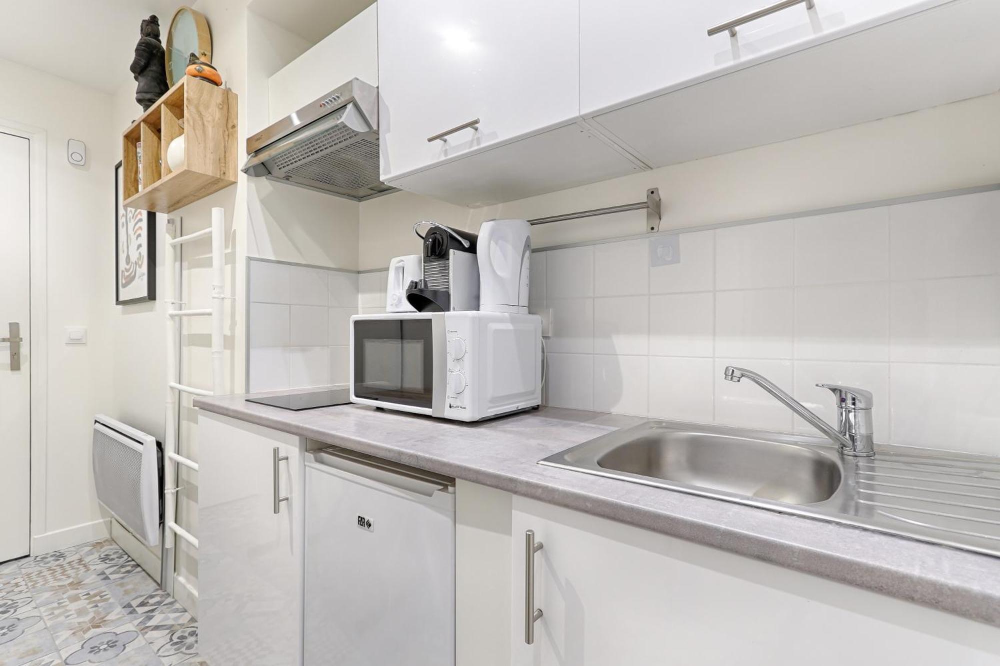 Bastille Passage Salarnier Charming 1br Paris