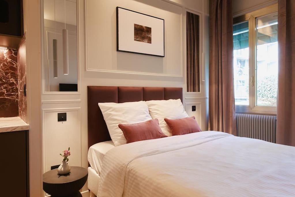 Rosso Levanto - Duke Housing Apartment Paris